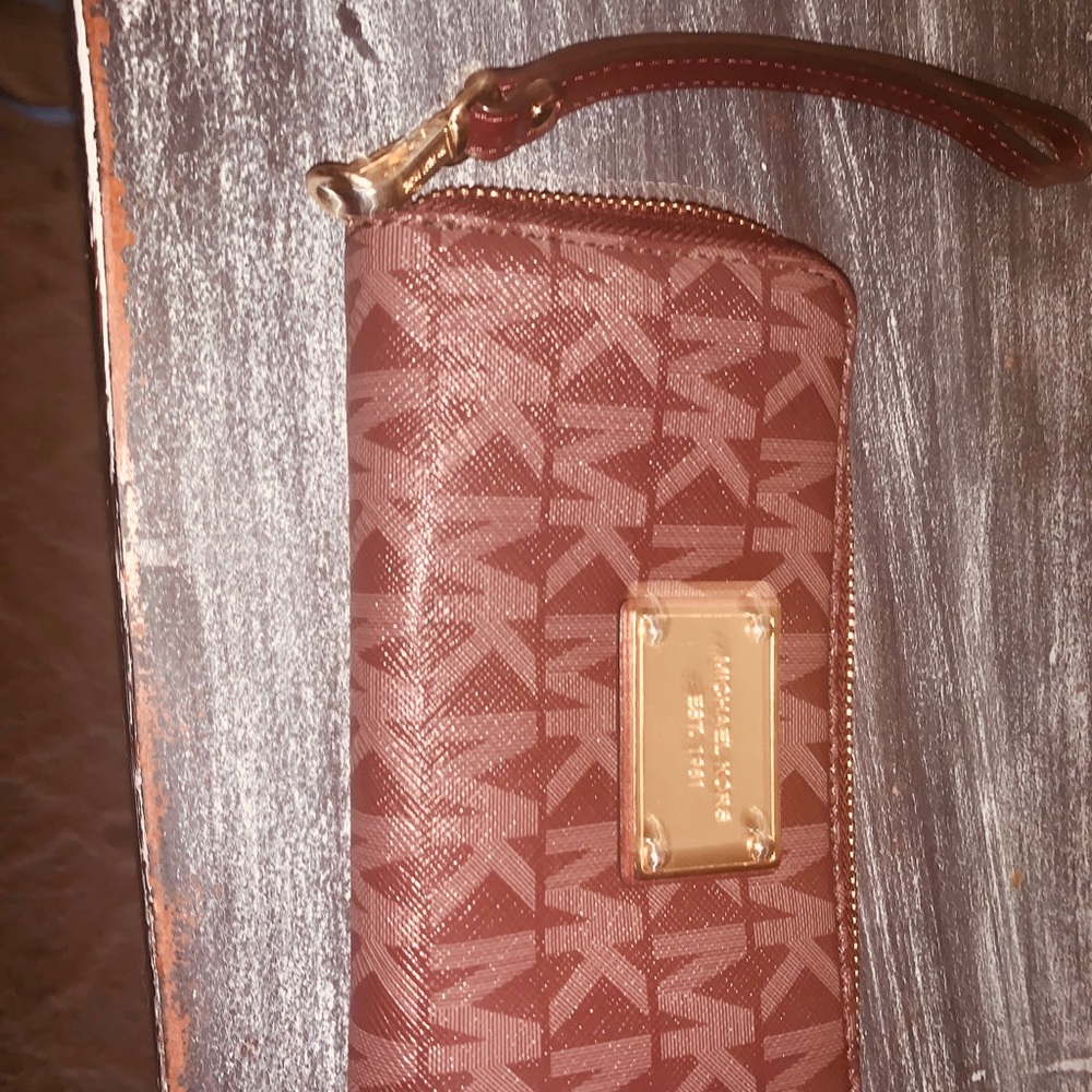 Michael kors wallet - Picture 2 of 3